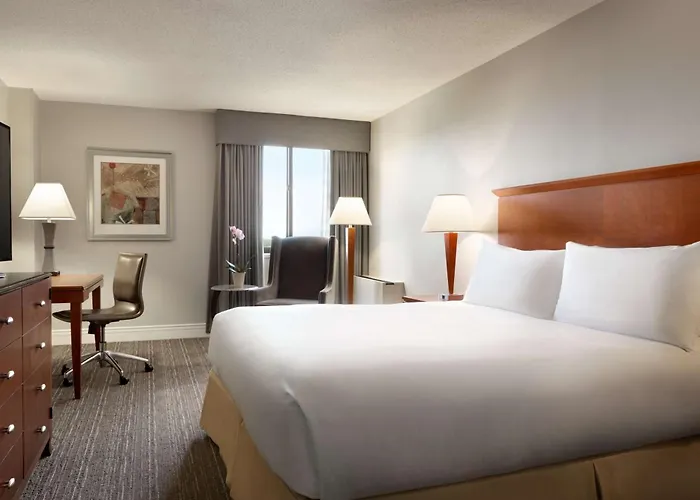 Doubletree By Hilton Minneapolis Park Place Saint Louis Park