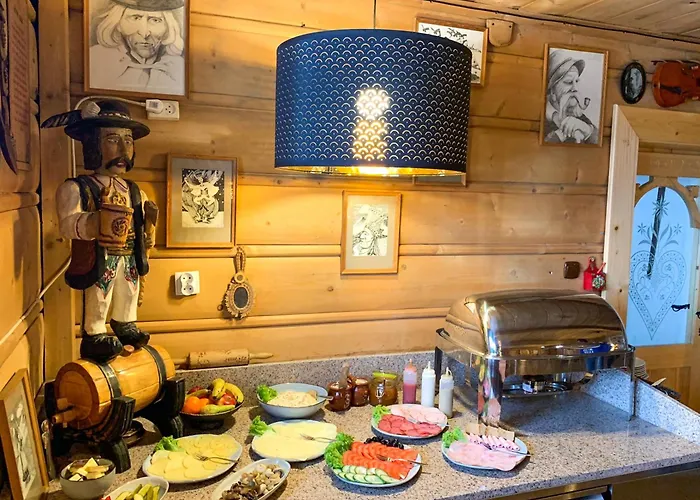 Aplit Guest House