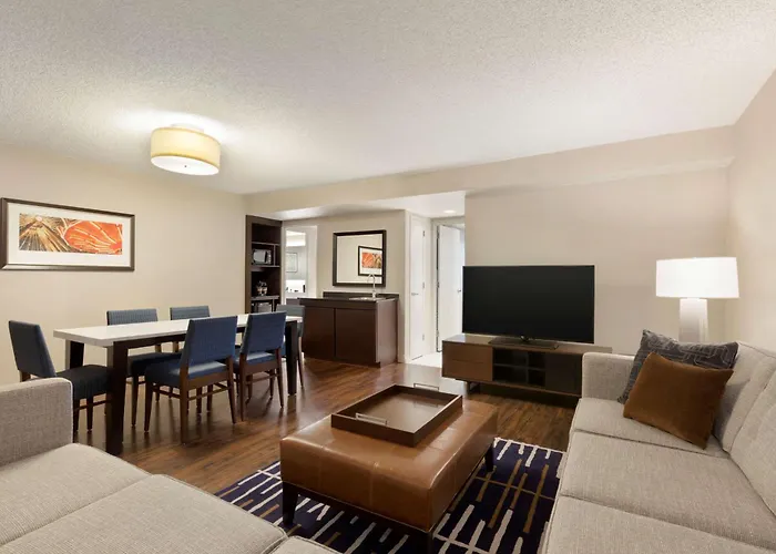 Embassy Suites By Hilton Chicago Lombard