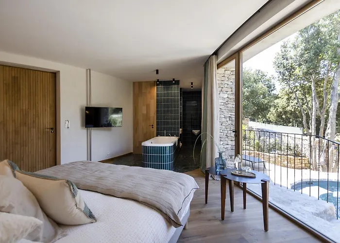 A SPERANZA Suites avec piscine privative chauffée Bonifacio 