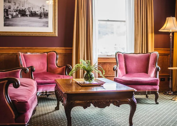 The Pollard Hotel Red Lodge