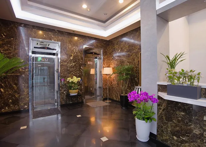 Lex Tourist Hotel