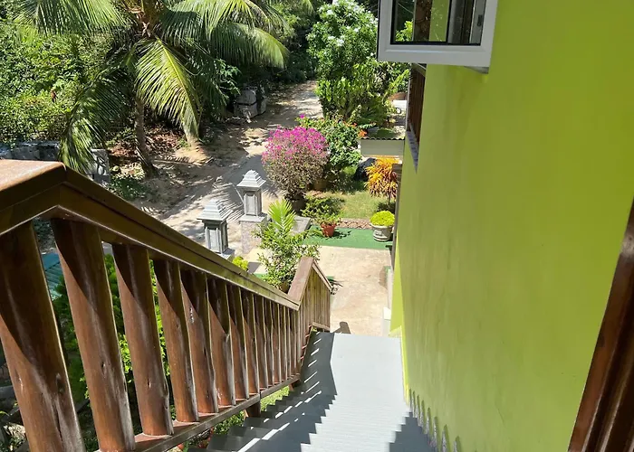 Chloe'S Cottage Self-Catering La Digue 