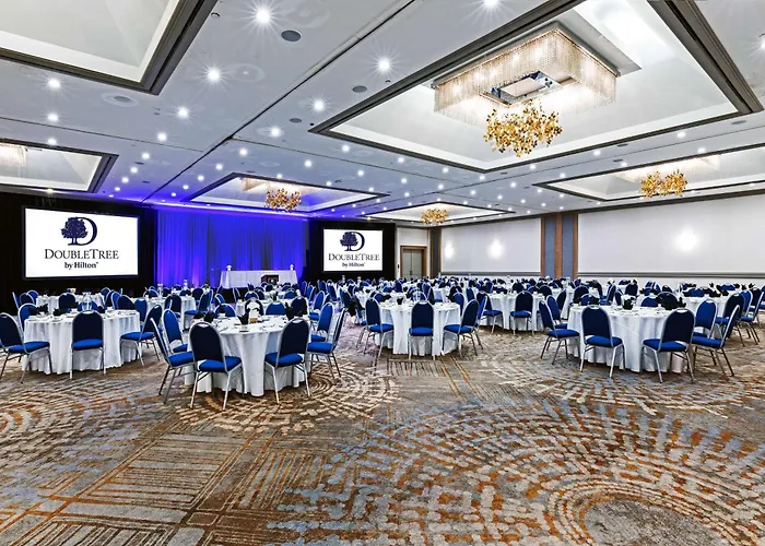 Doubletree By Hilton Tulsa - Warren Place