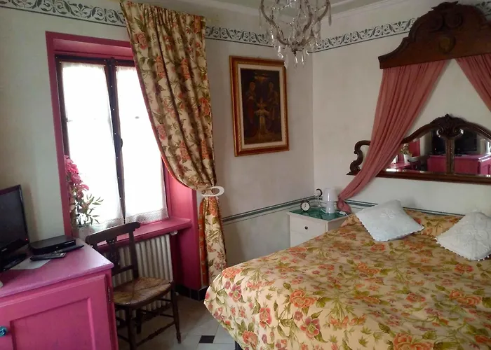 MuntaeCara Hotel Diffuso Apricale