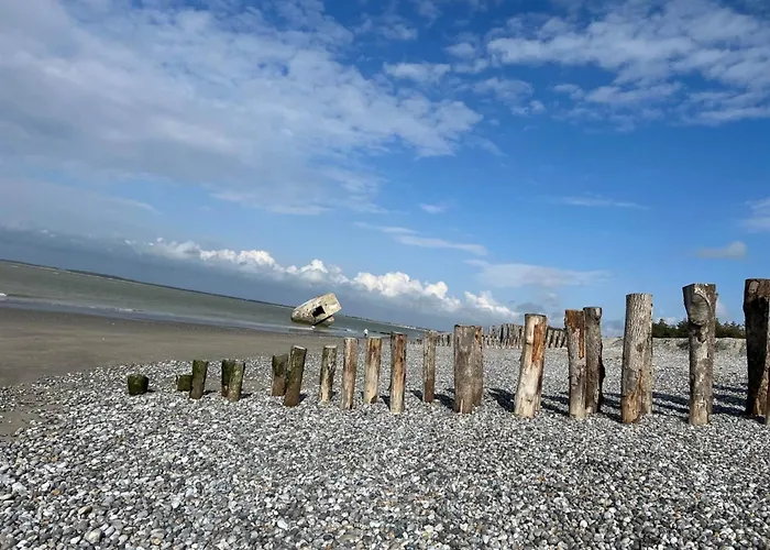 Chambre lit King Size avec balnéo et grand balcon, vue panoramique, 300 mètres plage Mers-les-Bains