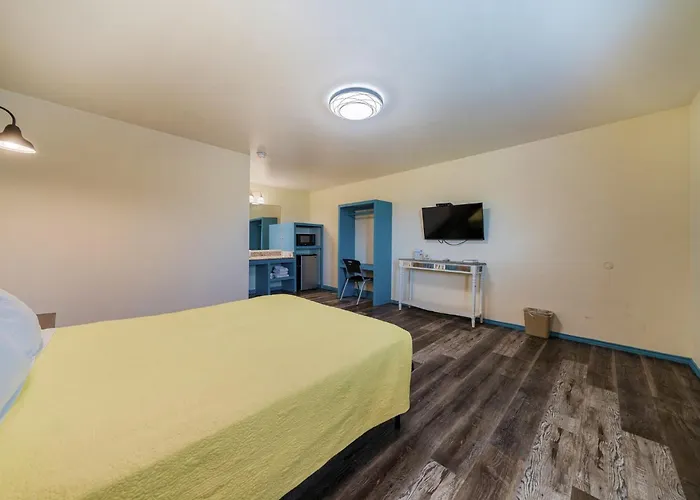 Catalina Motel Corpus Christi