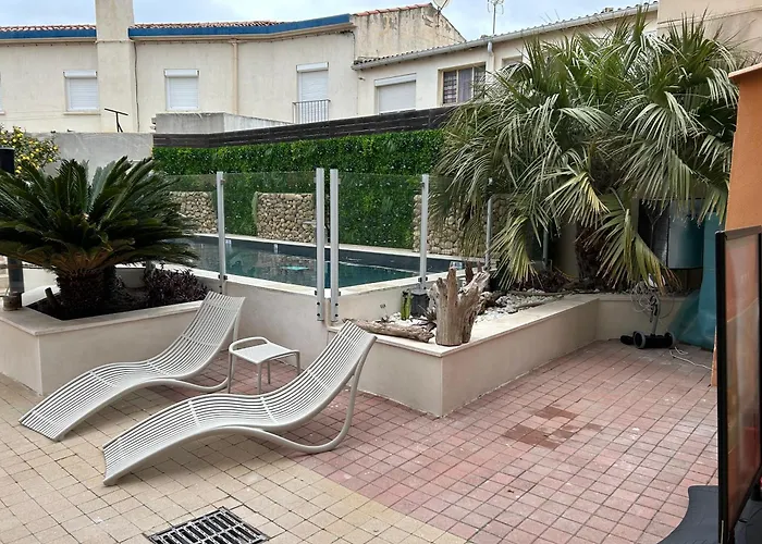 Logis Hotel De La Clape