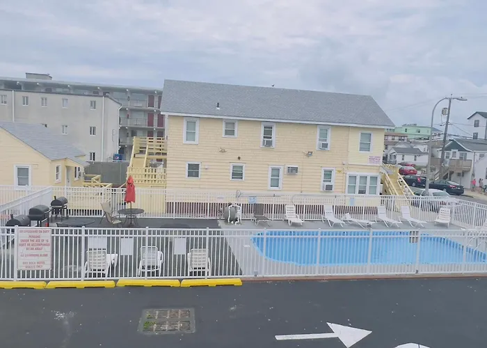 Dry Dock Motel
