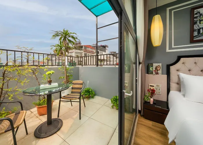 Bella Premier Hotel & Rooftop Skybar