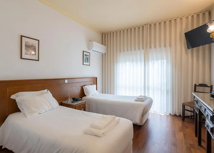 Lavanda Hotel Mira Serra Celorico Da Beira