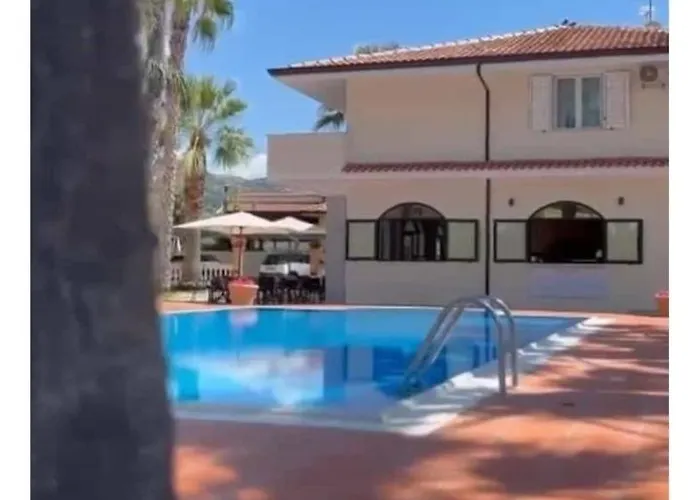 Residence Hotel Villa Laura Ascea