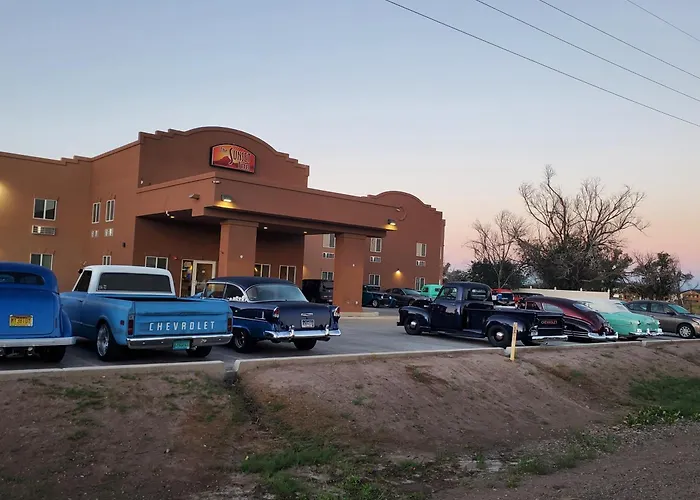 Alamosa Hotels
