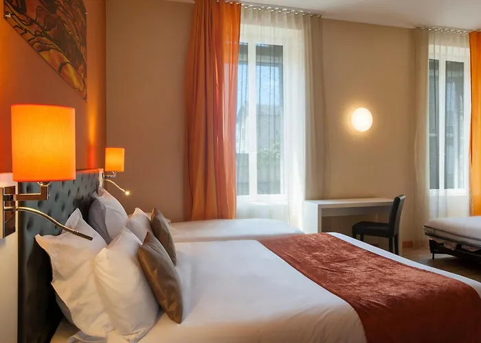 The Originals Boutique, Hôtel de l'Univers, Montluçon (Inter-Hotel)