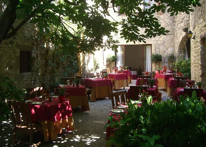 Hostellerie Le Beffroi Vaison-la-Romaine