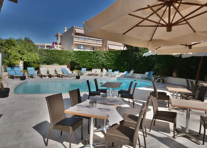 Hôtel Restaurant de la Mer Golfe-Juan