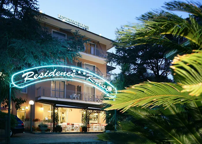 Residence Hotel Kriss Deiva Marina