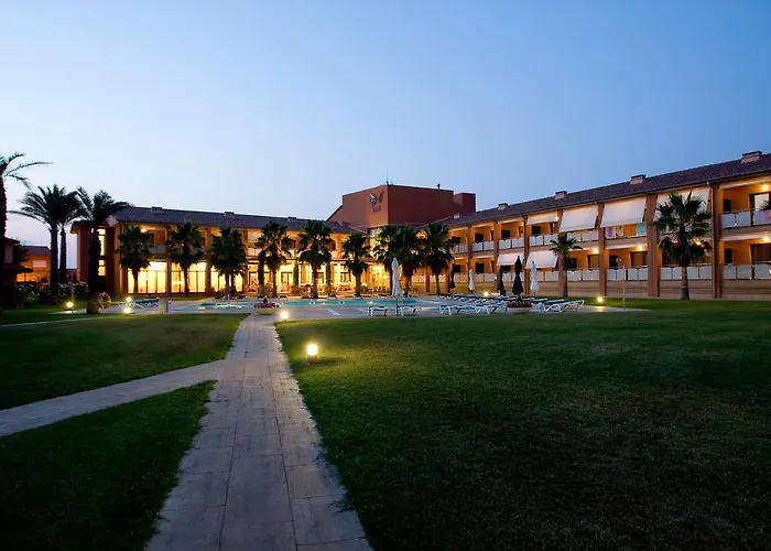 Hotel Clipper - El Delfín Verde Torroella de Montgrí