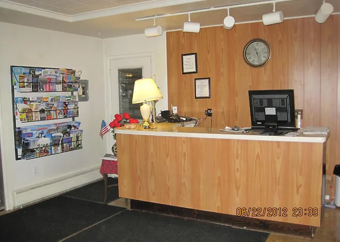 Driftwood Motel