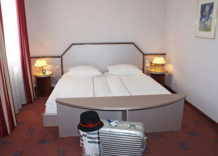Hotel Garni Lindacher Hof Burghausen