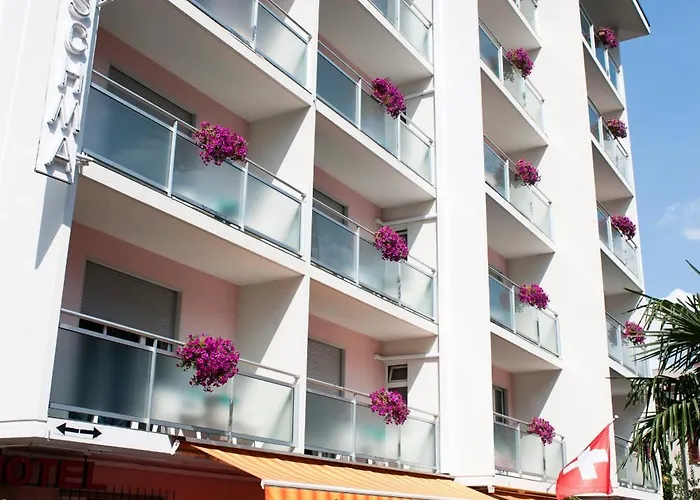 Hotel Dischma - Free Bus And Train Ticket Paradiso