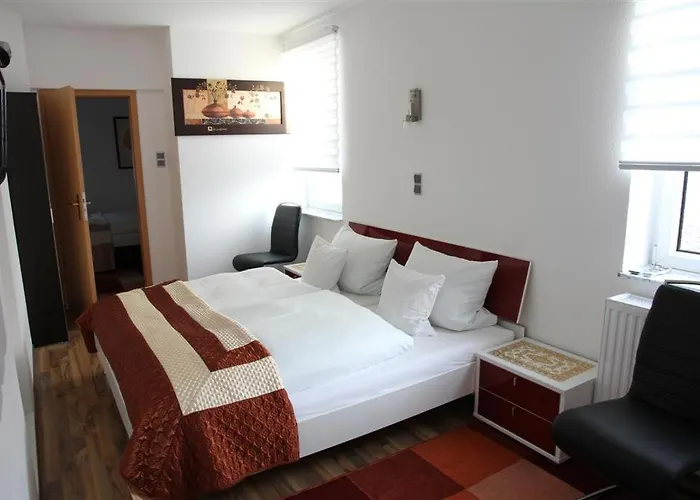 Hotel Happy