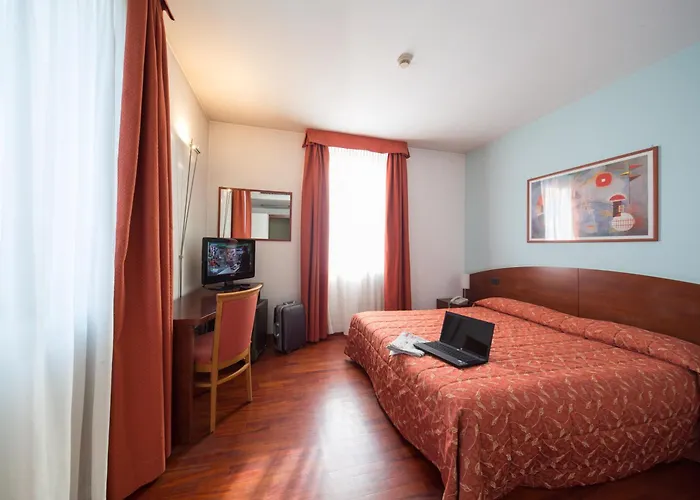 Hotel La Cascata Azzano San Paolo