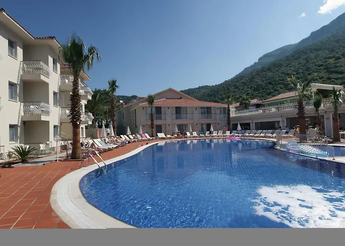 The Blue Lagoon Deluxe Hotel Oludeniz