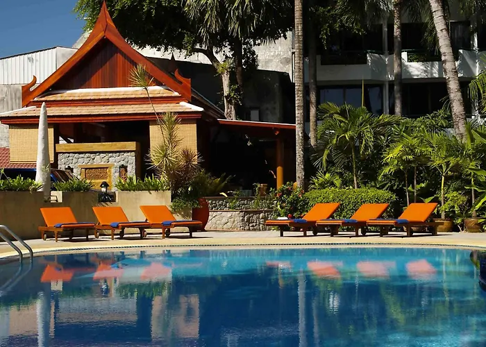 Safari Beach Hotel Patong