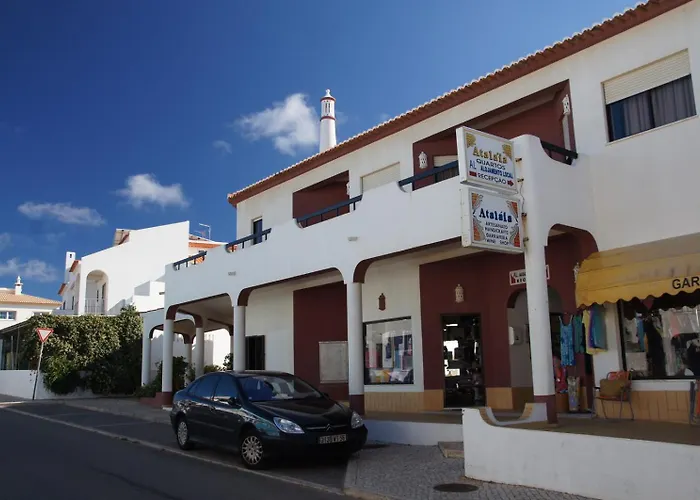 Apartamentos E Quartos Atalaia Sagres