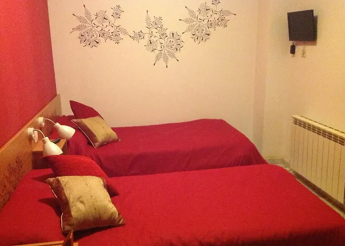 Hostal Neptuno Caces