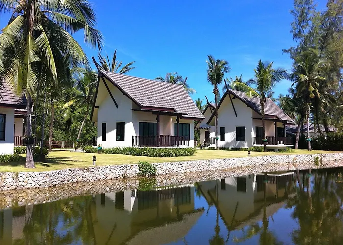 Khaolak Blue Lagoon Resort - Sha Extra Plus