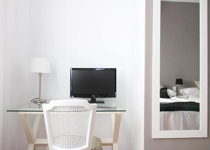 7 Moons B&B Valenza