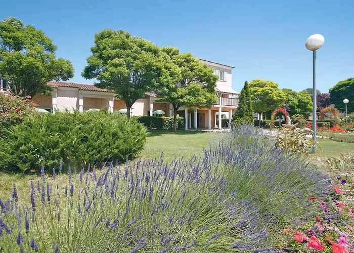 Le Champ d'Eysson Aparthotel