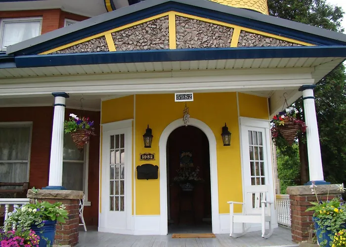 A Moment In Time Bed And Breakfast Niagarawatervallen