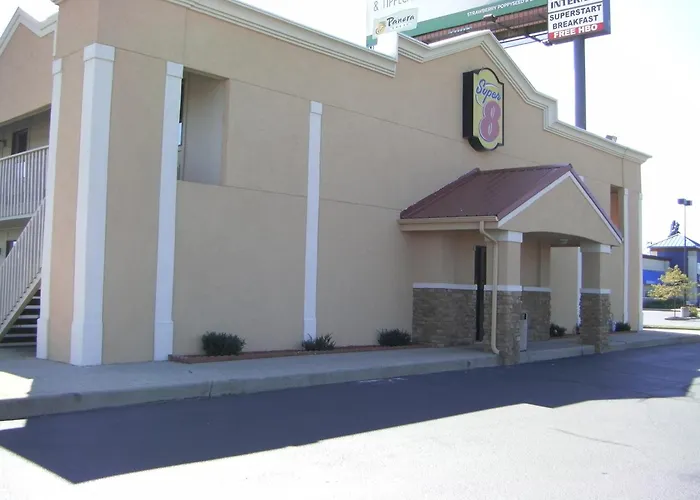 Super 8 By Wyndham Lafayette Motel
