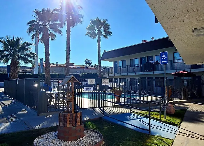 Motel 6-Palmdale, Ca