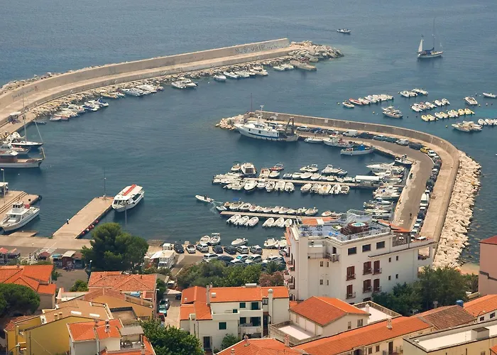 Bue Marino Hotel & Rooftop Bar Cala Gonone