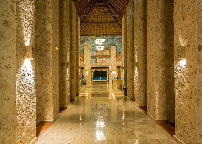 Grand Palladium Select White Sand Resort & Spa Akumal