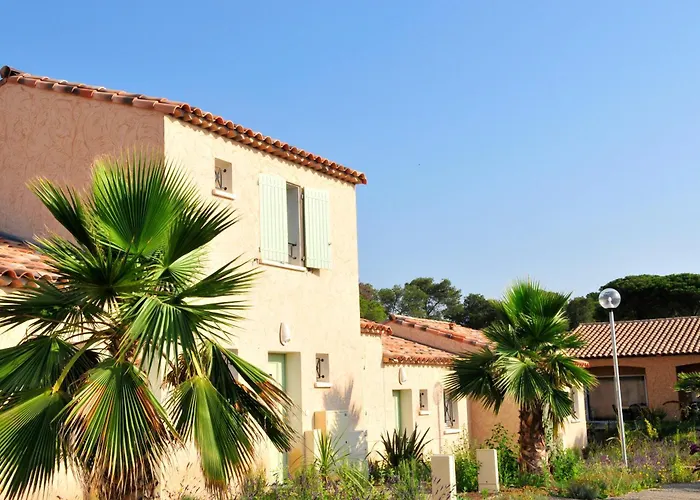 Résidence Goélia Le Village Azur Puget-sur Argens