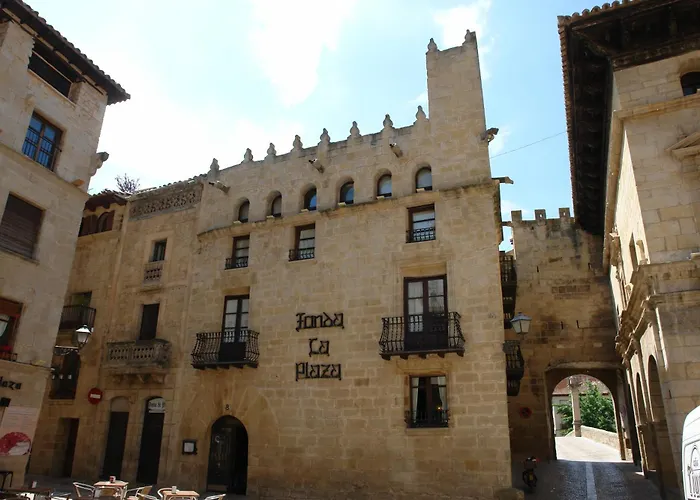 Hotel Fonda la Plaza Valderrobres