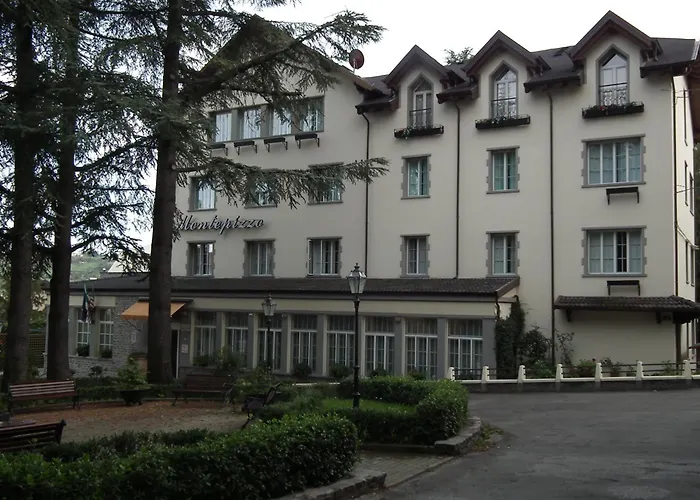 Hotel Montepizzo Lizzano In Belvedere