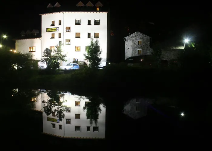 Hotel Tres Picos Eriste
