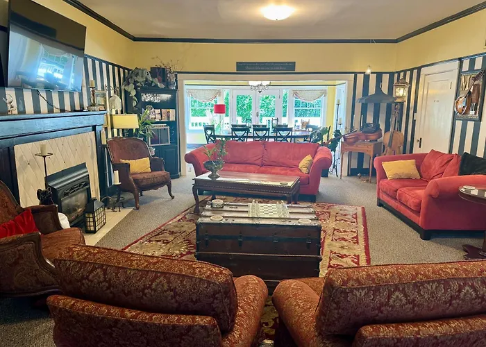 Bayberry Inn B&B And Oregon Wellness Retreat