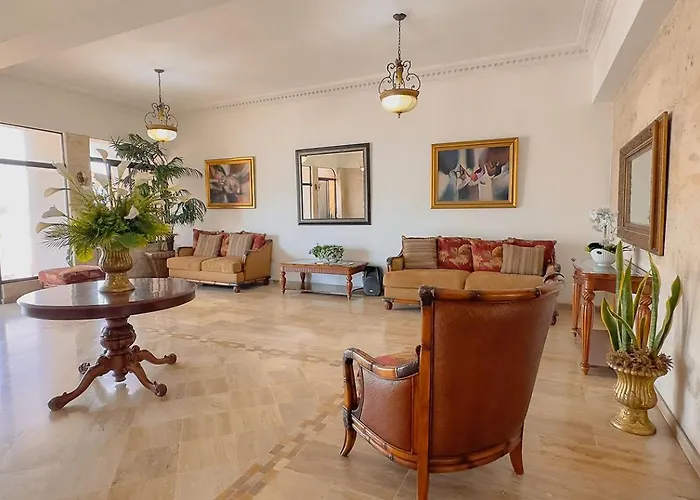 Hotel Tropicana La Viva