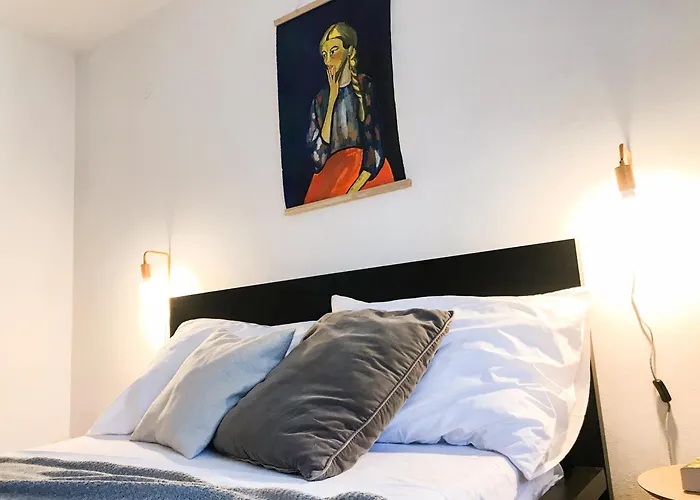Lukenda Rooms - Cozy Double Rooms With Shared Kitchen & Terrace