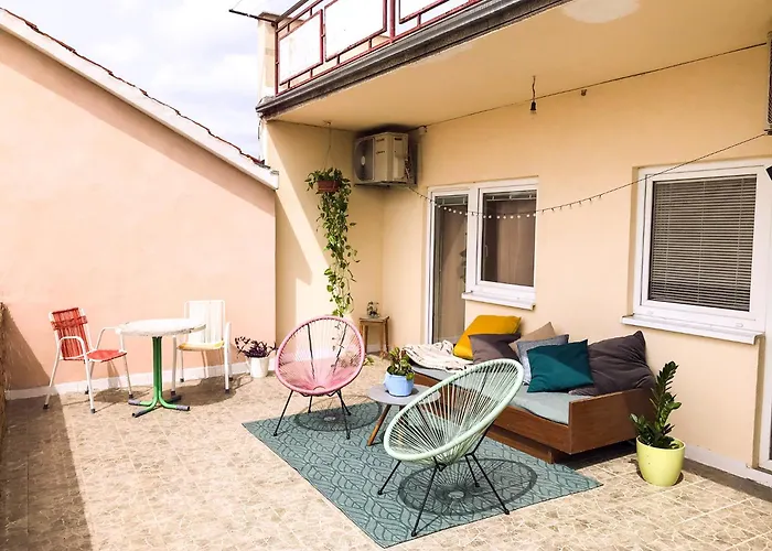 Lukenda Rooms - Cozy Double Rooms With Shared Kitchen & Terrace