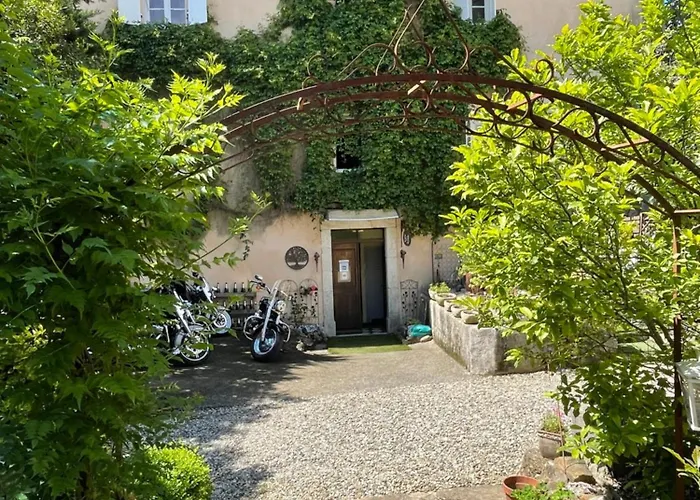 Maison du Manoir Vallon-Pont-dʼArc