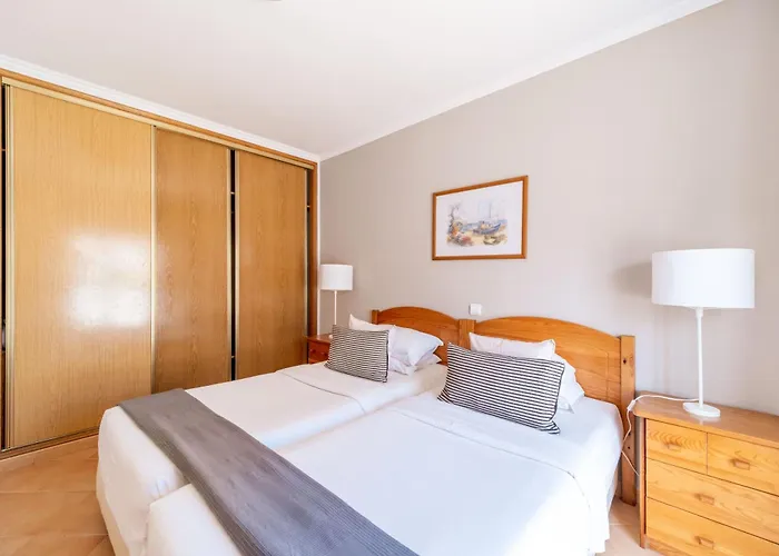 Oasis Beach Apartments Luz