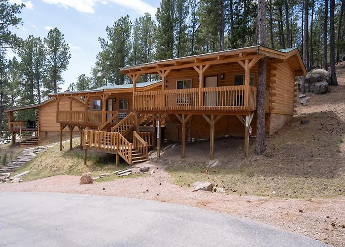 Rock Crest Lodge & Cabins Custer